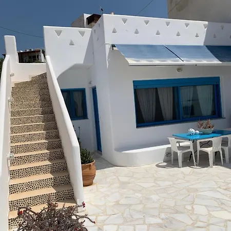 Blue Sea Villa & Apartments Makrýgialos Extérieur photo